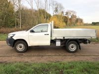Toyota Hilux Single cab. All alloy drop side to carry Bee Hives