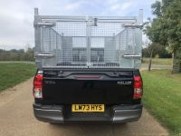 Toyota Hilux 4x4 Pick-up with Removable Galvanised Steel Cage