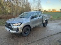 Toyota Hilux Extra Cab 4x4. Tray Back Conversion.